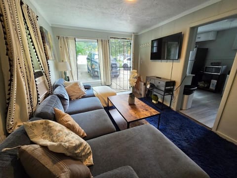 Great little house in Woodmere Beachwood Orange House in Beachwood