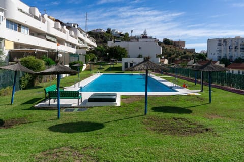 Pool view, Swimming pool, Swimming pool