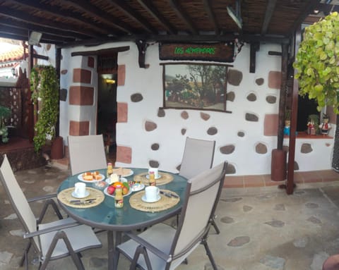 Patio, Balcony/Terrace