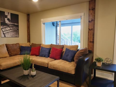 Amazing Views, Amazing Modern Broadmoor Home House in Colorado Springs