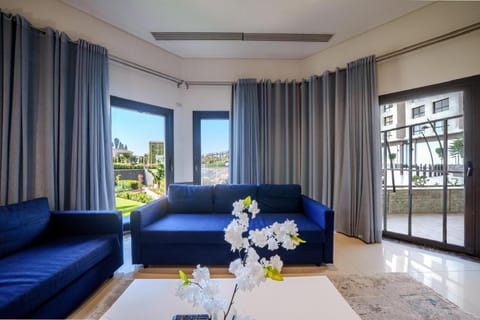 Living room, Seating area, Swimming pool