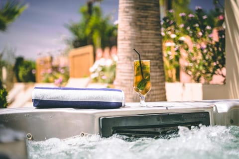 Hot Tub, Balcony/Terrace, Spa and wellness centre/facilities, Swimming pool