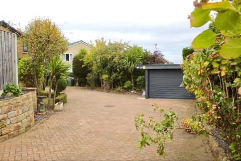 Property building, Parking