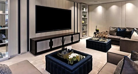 Communal lounge/ TV room, TV and multimedia, Living room, Seating area