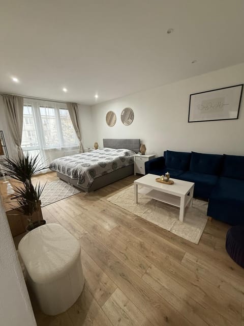 Living room, Bedroom