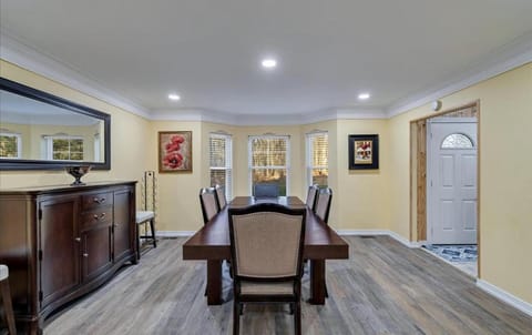 Lake Area 6BR Pet friendly home in Poconos - Your Pocono Retreat House in Coolbaugh Township