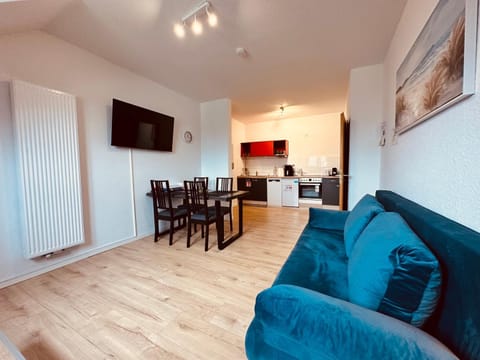 Living room, Food, Dinner, kitchen
