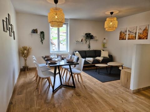 Living room, Seating area, Dining area