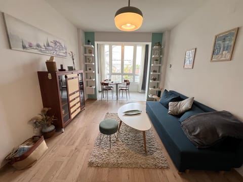 Library, Living room, Seating area, Dining area