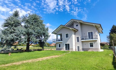 Property building, Garden, Garden