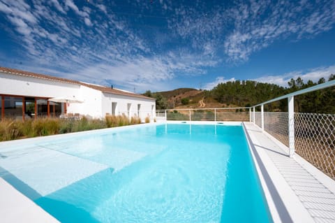 Mountain view, Swimming pool, Swimming pool