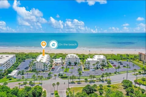 Property building, Day, Bird's eye view, Beach, City view, Sea view, Location