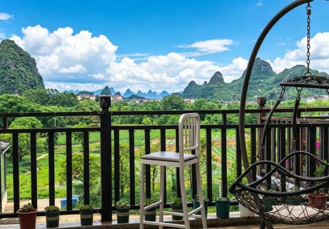 Spring, Day, Natural landscape, View (from property/room), Balcony/Terrace, Mountain view