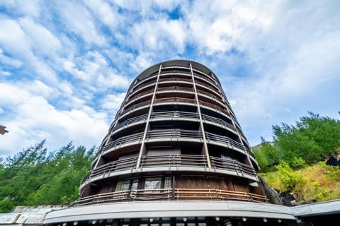 Cervinia Ski In Ski Out - Peak Studio Apartment in Breuil-Cervinia