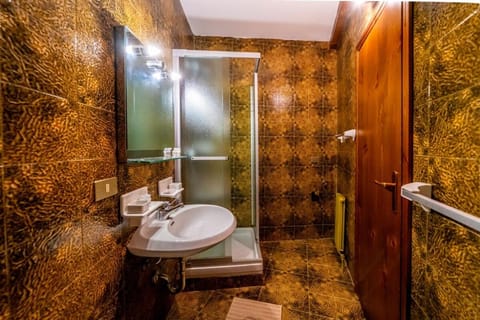 Cervinia Ski In Ski Out - Peak Studio Apartment in Breuil-Cervinia