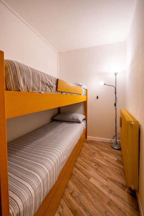 Cervinia Ski In Ski Out - Peak Studio Apartment in Breuil-Cervinia