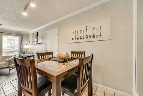 1BD Pool DFW South Irving I34 House in Irving