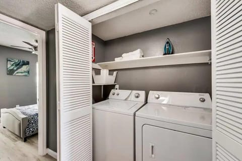 Serene 2BD Condo South Irving I18 House in Irving