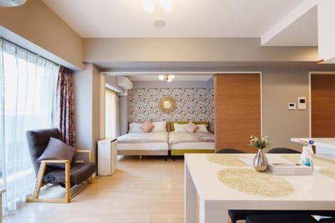 Property building, Living room, Photo of the whole room, Seating area