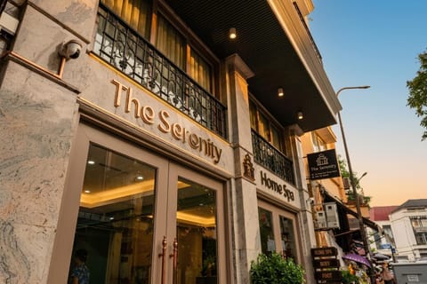 Property building, Facade/entrance, Day, View (from property/room), Balcony/Terrace, Spa and wellness centre/facilities, Spa and wellness centre/facilities, City view, Area and facilities, Area and facilities, Seasons, Time of day, Location, Parking