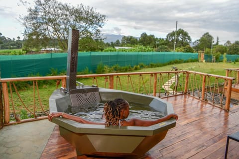 Patio, Hot Tub, Balcony/Terrace
