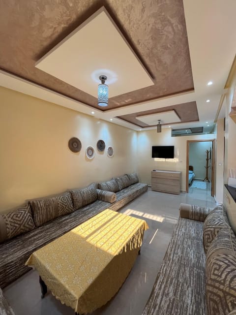 Communal lounge/ TV room, TV and multimedia, Living room, Seating area
