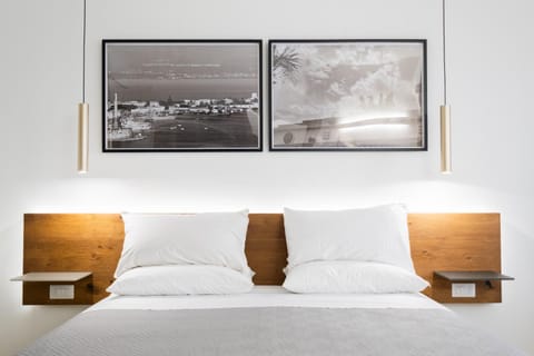 Bed, Decorative detail, Bedroom