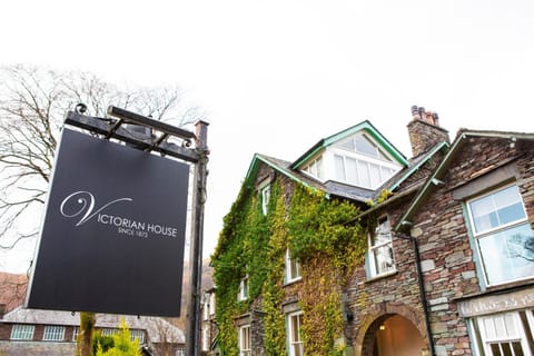 Property building, Property logo or sign