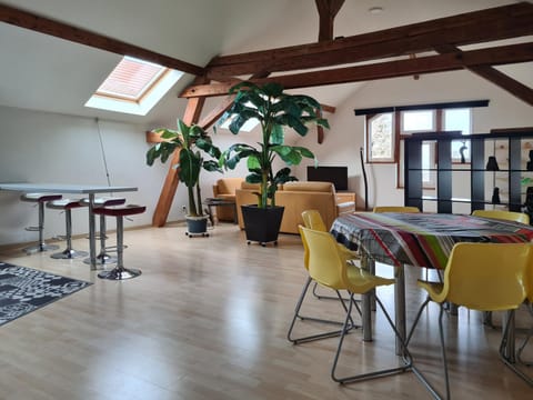 Living room, Dining area