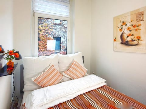 Bed, Decorative detail, Bedroom