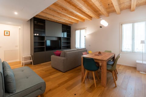 Kitchen or kitchenette, Living room, Dining area