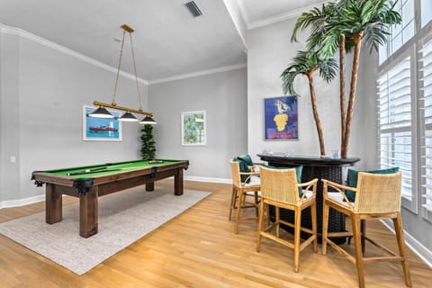 Dolce Vita - 121 House in Saint Armands Key