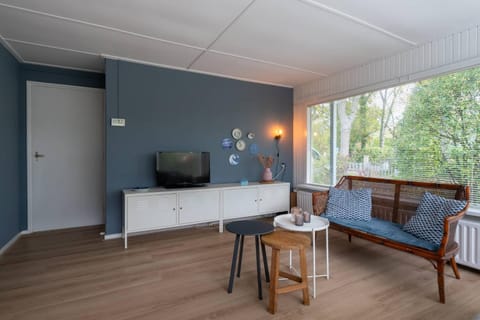 Hello Zeeland - Holiday Home Oosterpark 15 House in Oostkapelle