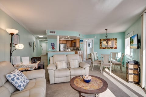 Beach Front Bliss at Anna Maria Island Club 40 Apartment in Bradenton Beach