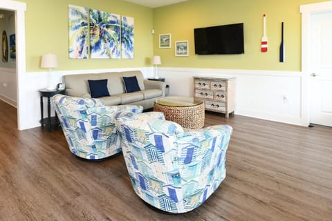 Seaside Retreat House in Surfside Beach