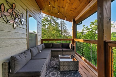 Dreamers Oasis House in Pigeon Forge