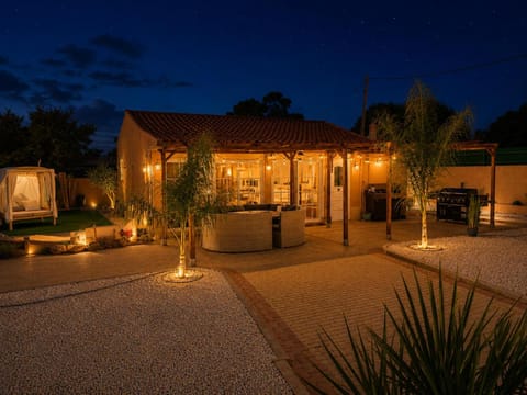 Property building, Garden