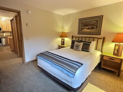 Cozy 1 bed end unit ski in ski out condo Apartment in Lutsen