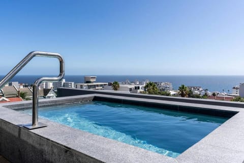 Sea view, Swimming pool