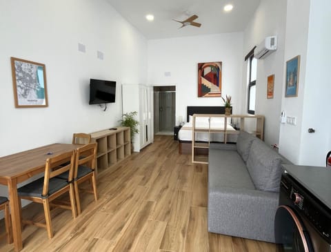 Communal lounge/ TV room, TV and multimedia