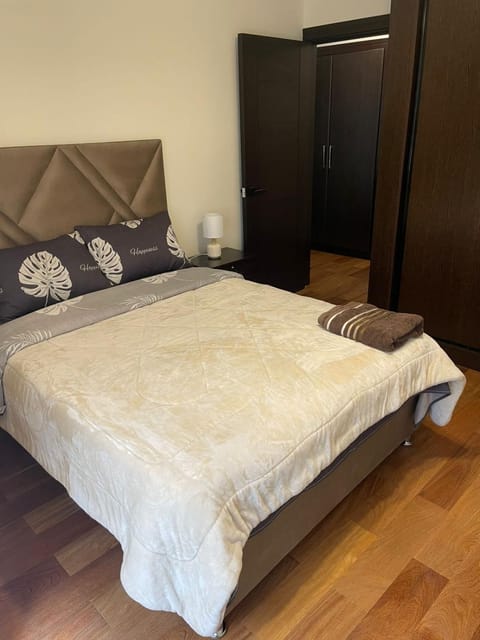 Bed, Bedroom, wardrobe