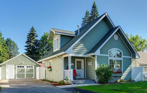 Property building, Street view
