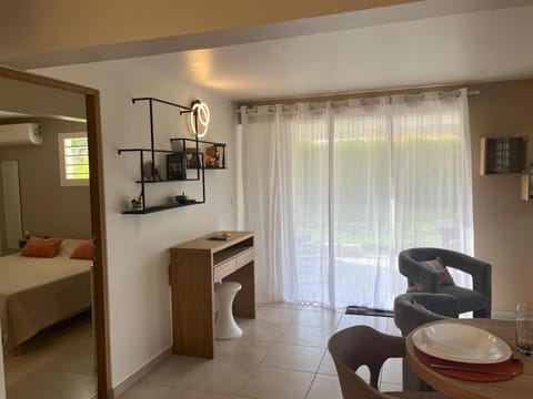Living room, Seating area, Dining area, Bedroom
