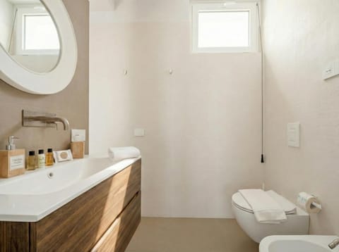 Palazzo Verdi - Seafront Luxe Retreat Apartment in Bari