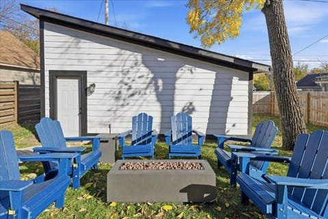 Family 4BR Retreat with Games and Fun for ALL House in Indianapolis