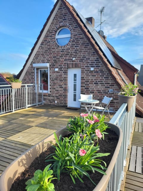 Property building, Balcony/Terrace