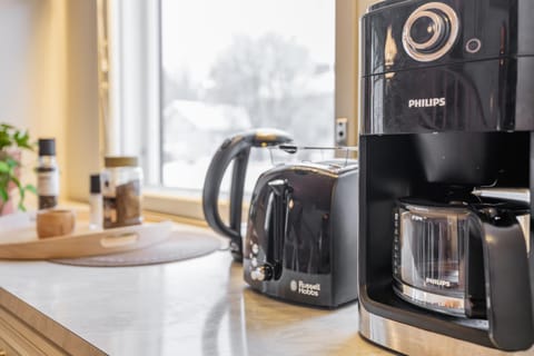 Coffee/tea facilities, Kitchen or kitchenette, toaster