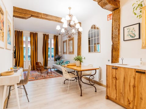 TV and multimedia, Living room, Seating area, Dining area, heating, kitchen