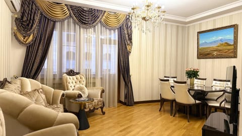 Living room, Photo of the whole room