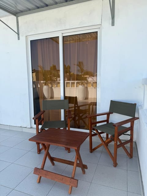 Patio, Day, View (from property/room), Balcony/Terrace, Seating area